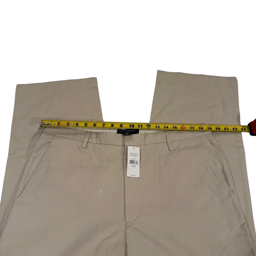 Banana Republic Dawson Chino Pants Mens 38x32 Relaxed Fit Khaki Cotton Ivory